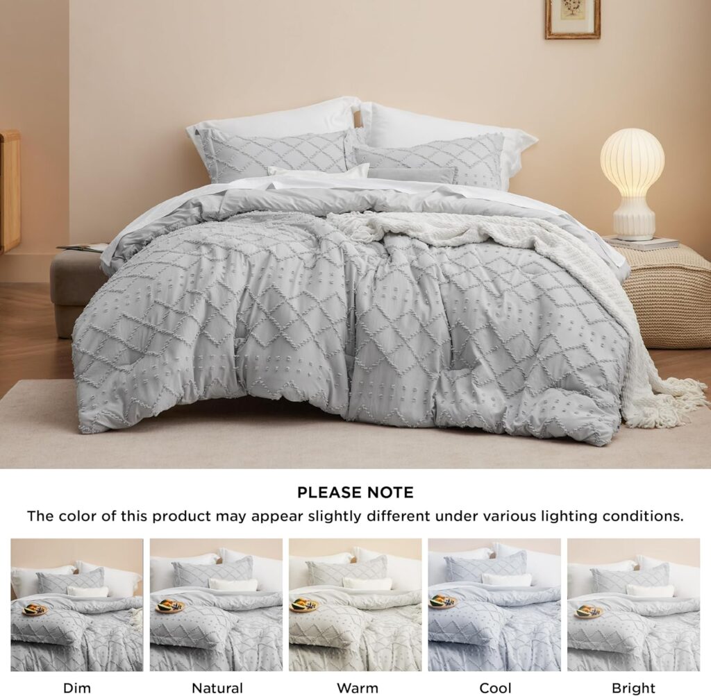 Bedsure Queen Comforter Set - White Comforter, Boho Tufted Shabby Chic Bedding Comforter Set, 3 Pieces Vintage Farmhouse Bed Set for All Seasons, Fluffy Soft Bedding Set with 2 Pillow Shams